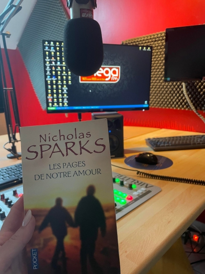 La Minute Littéraire De Jenni : &quot;Les pages de notre amour&quot; de Nicholas Sparks